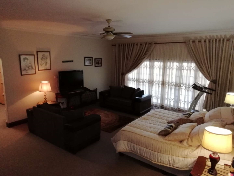 5 Bedroom Property for Sale in Keidebees Northern Cape